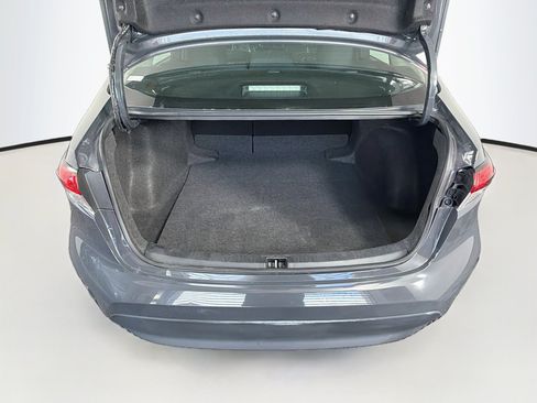 Used 2025 Toyota Corolla LE FWD image 27