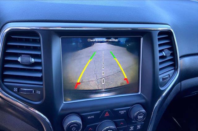 Certified 2018 Jeep Grand Cherokee Altitude AWD/4WD image 24