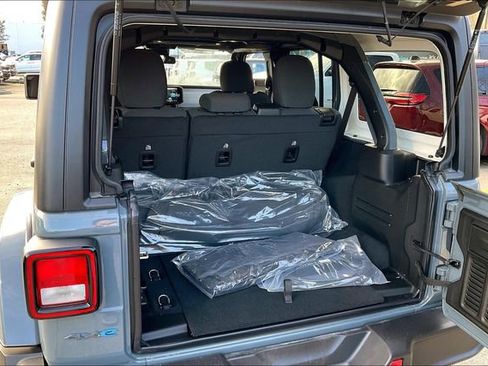 New 2024 Jeep Wrangler Unlimited image 22