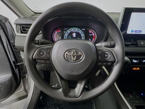 Used 2023 Toyota RAV4 LE image 18
