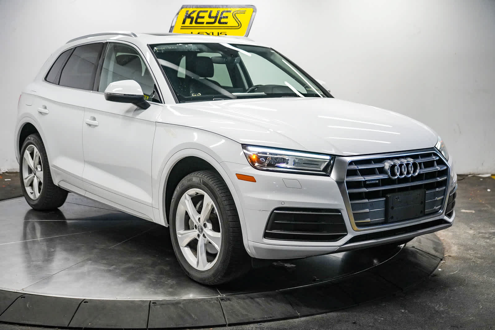Used 2020 Audi Q5 2.0T Premium w/ Convenience Package AWD/4WD image 5