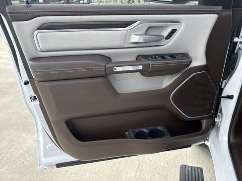 Used 2025 RAM 1500 Laramie w/ Laramie Southwest Edition image 10