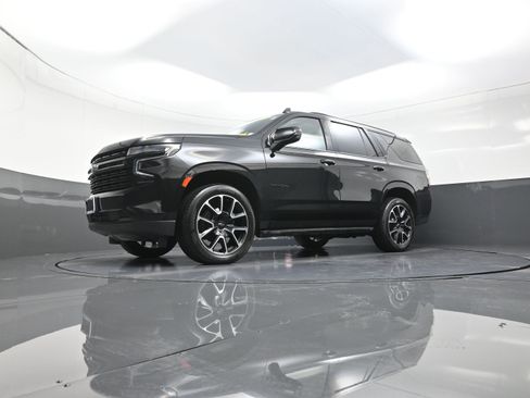 Used 2024 Chevrolet Tahoe RST w/ Luxury Package image 11