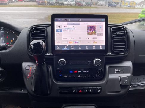 New 2025 RAM ProMaster 2500 w/ Premium Convenience Group image 19