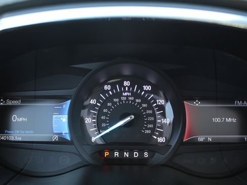 Used 2019 Ford Edge Titanium w/ Equipment Group 301A image 27