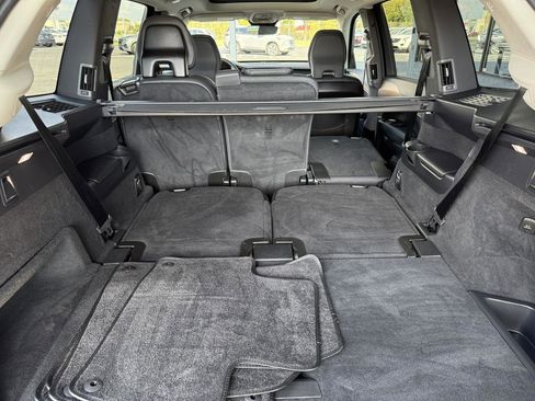 Used 2024 Volvo XC90 B6 Plus image 55
