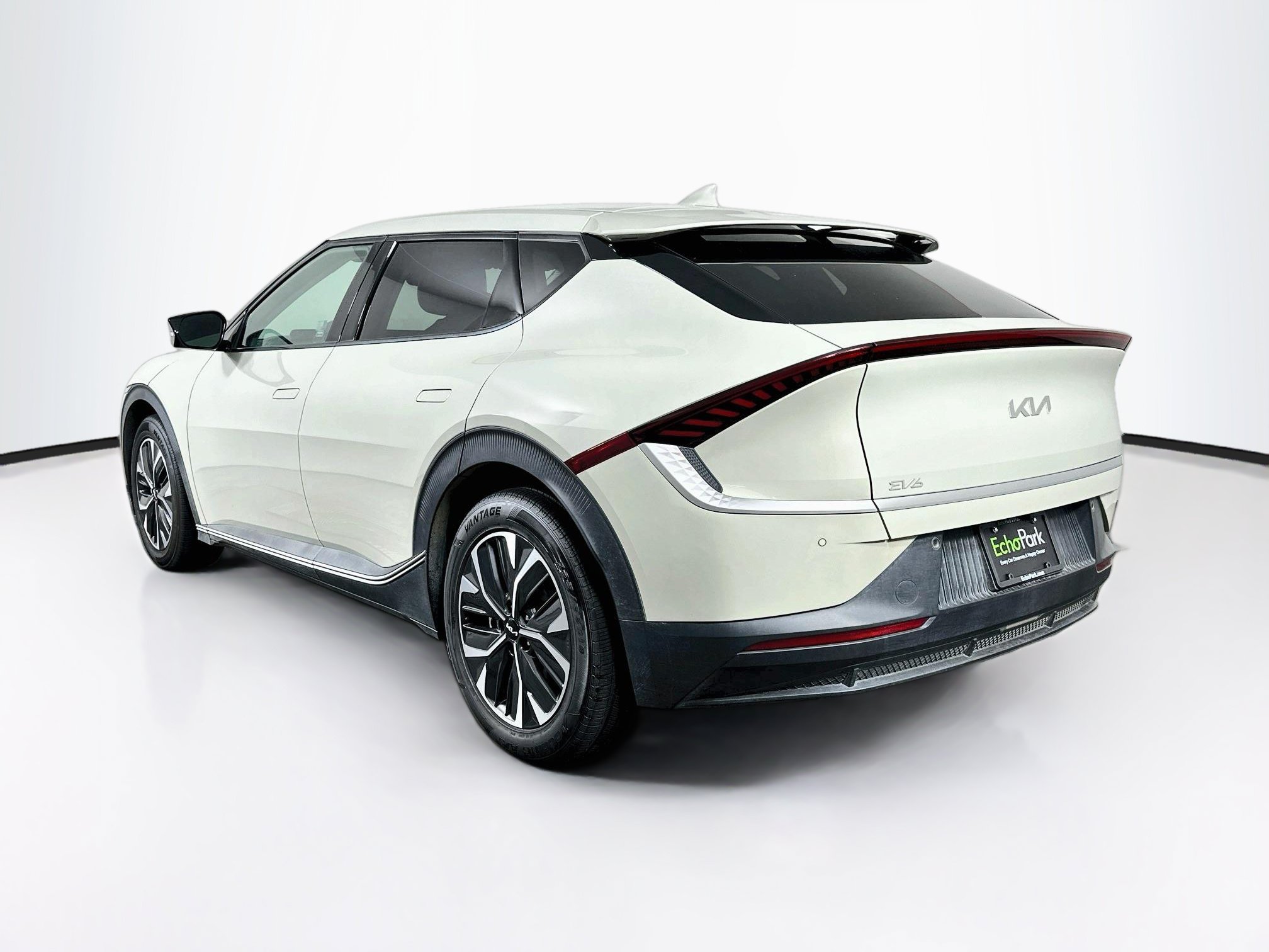 Used 2024 Kia EV6 Light RWD image 5