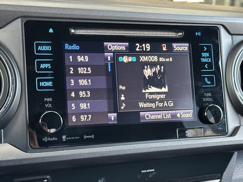 Certified 2019 Toyota Tacoma TRD Sport w/ Technology Package AWD/4WD image 17