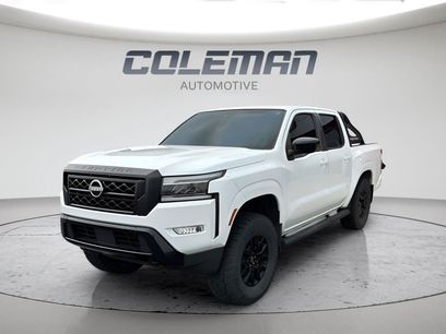 Used 2023 Nissan Frontier SV w/ Midnight Edition Package