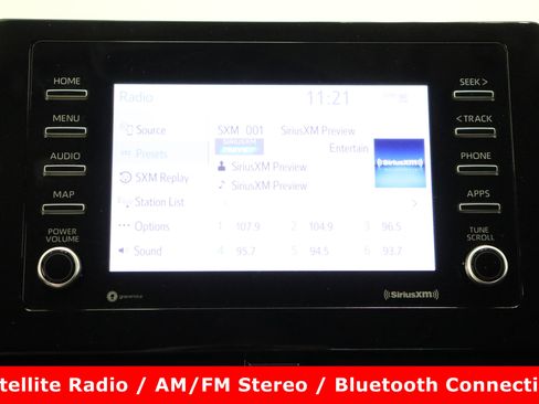 Used 2024 Toyota Camry SE image 18