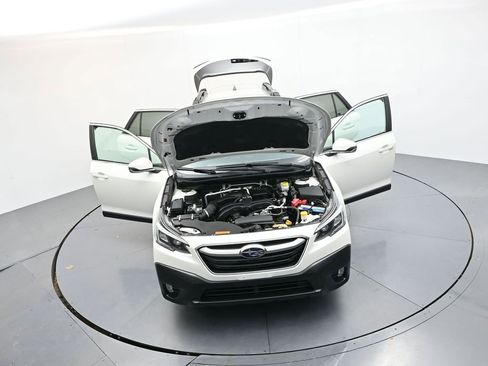Used 2020 Subaru Outback Premium image 35