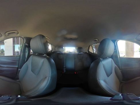 Used 2025 Buick Encore GX Preferred FWD image 40