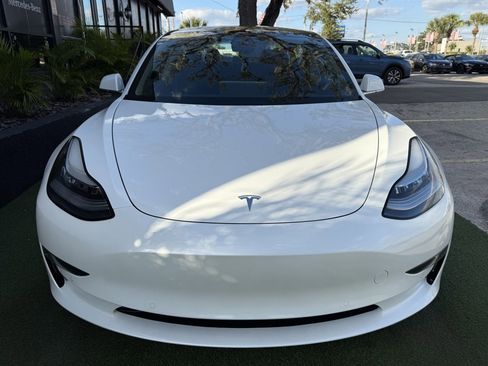 Used 2018 Tesla Model 3 Long Range RWD image 2