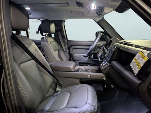 New 2026 Land Rover Defender 110 S AWD/4WD image 28