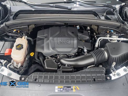 Used 2021 Jeep Grand Cherokee L Overland w/ Luxury Tech Group IV image 43