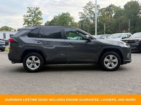 Used 2019 Toyota RAV4 XLE AWD/4WD image 6