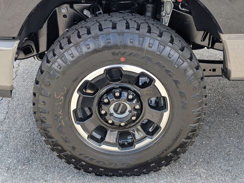 New 2026 Ford F250 4x4 Crew Cab Super Duty image 13