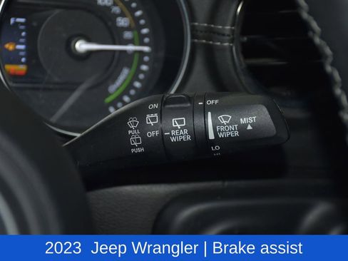 Used 2023 Jeep Wrangler Unlimited Sahara w/ Cold Weather Group image 14