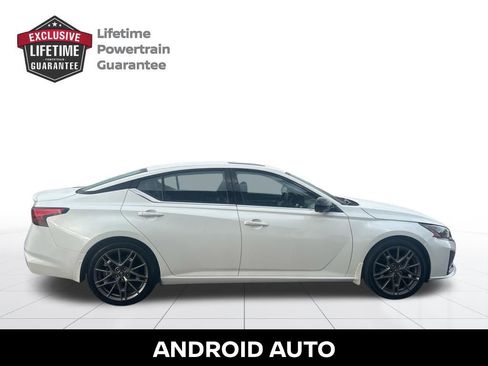 Certified 2023 Nissan Altima 2.0 SR FWD image 7