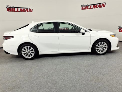 Used 2024 Toyota Camry LE image 5