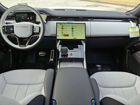 New 2026 Land Rover Range Rover Sport Dynamic SE image 13