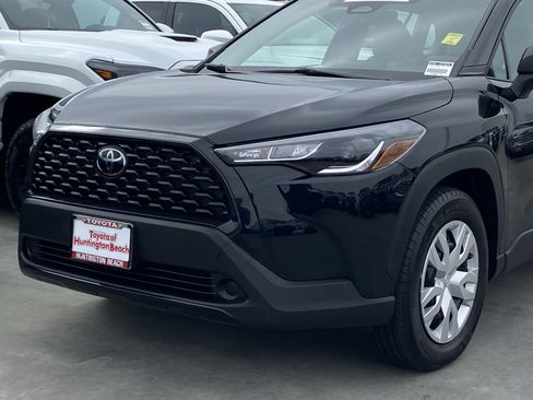 Certified 2024 Toyota Corolla Cross L AWD/4WD image 7
