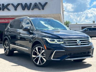 Used 2022 Volkswagen Tiguan SEL R-Line