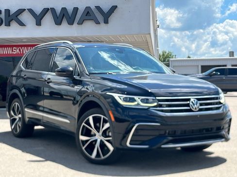 Used 2022 Volkswagen Tiguan SEL R-Line AWD/4WD image 1