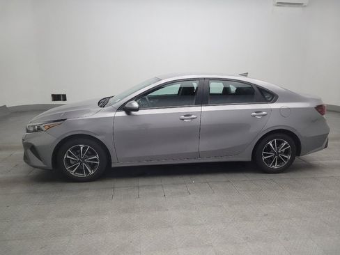 Used 2024 Kia Forte LXS FWD image 2