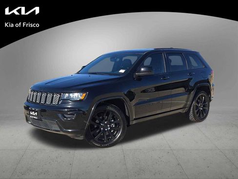 Used 2019 Jeep Grand Cherokee Altitude image 1