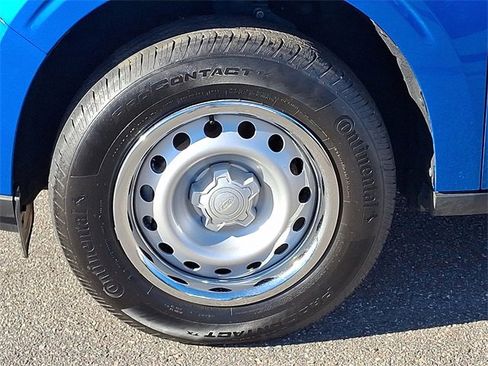 Used 2025 Ford Maverick XL w/ Equipment Group 102A image 28