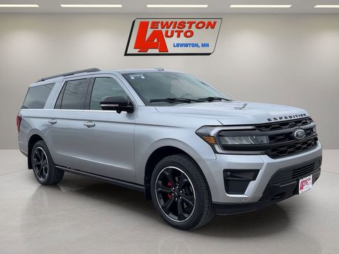 Used 2022 Ford Expedition Max Limited image 7