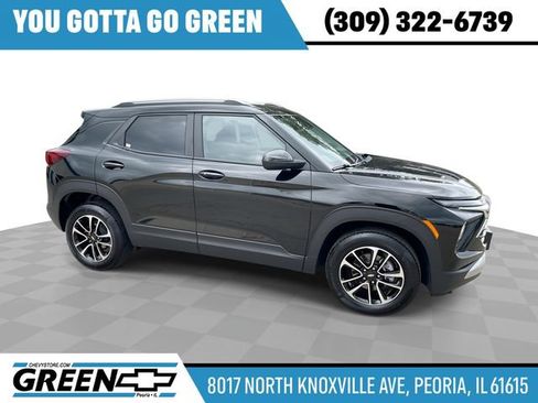 Used 2026 Chevrolet TrailBlazer LT w/ Convenience Package AWD/4WD image 1