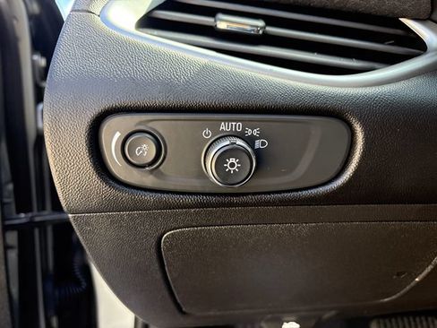 Used 2024 Chevrolet Malibu RS FWD image 18