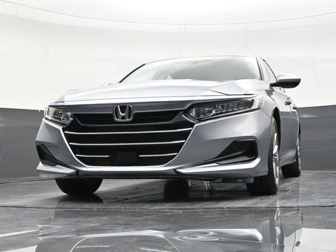 Used 2022 Honda Accord LX image 27