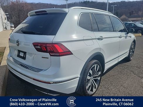 Certified 2021 Volkswagen Tiguan SEL Premium R-Line image 4