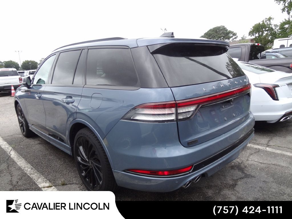 Used 2025 Lincoln Aviator Reserve w/ Equipment Group 201A AWD/4WD image 4
