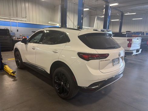 Used 2022 Buick Envision Essence w/ Technology Package I image 1