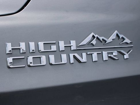 New 2026 Chevrolet Tahoe High Country AWD/4WD image 22