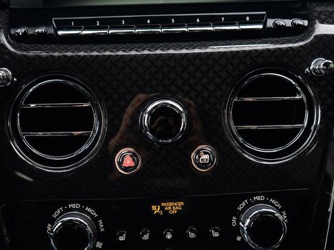 Certified 2022 Rolls-Royce Cullinan Black Badge w/ Dark Exterior Package AWD/4WD image 44