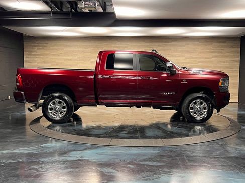 Used 2023 RAM 3500 Laramie AWD/4WD image 10