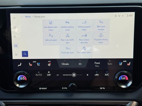 Used 2023 Lexus RX 350 Premium Plus w/ Cold Area Package FWD image 30