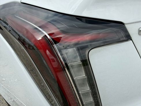 Used 2022 Cadillac CT5 V Blackwing w/ Carbon Fiber Package 1 image 10