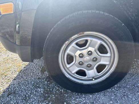 Used 2012 Jeep Patriot Sport image 19