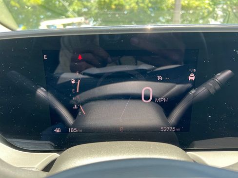 Used 2024 Buick Encore GX Sport Touring FWD image 19