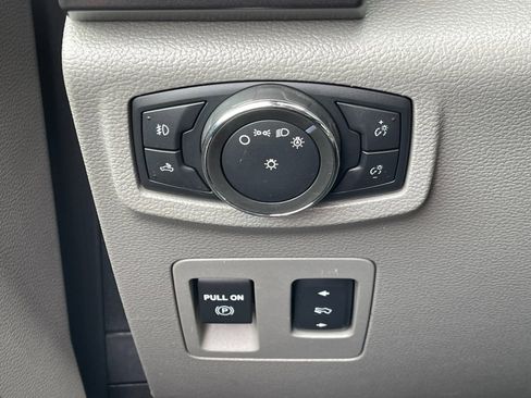 Used 2016 Ford F150 XLT w/ Equipment Group 301A Mid image 28