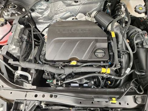 New 2026 Chevrolet Trax RS w/ Sunroof Package FWD image 21