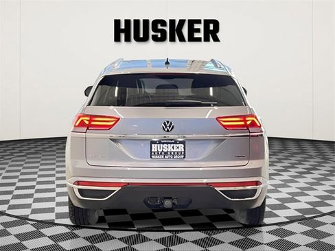 Used 2022 Volkswagen Atlas Cross Sport SEL image 5