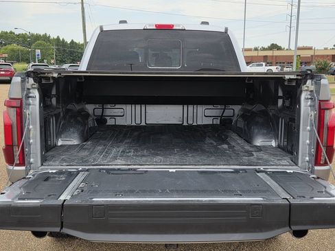 Used 2024 Ford F150 Lariat w/ Equipment Group 502A High AWD/4WD image 25