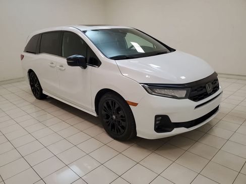 Used 2025 Honda Odyssey Sport-L image 27